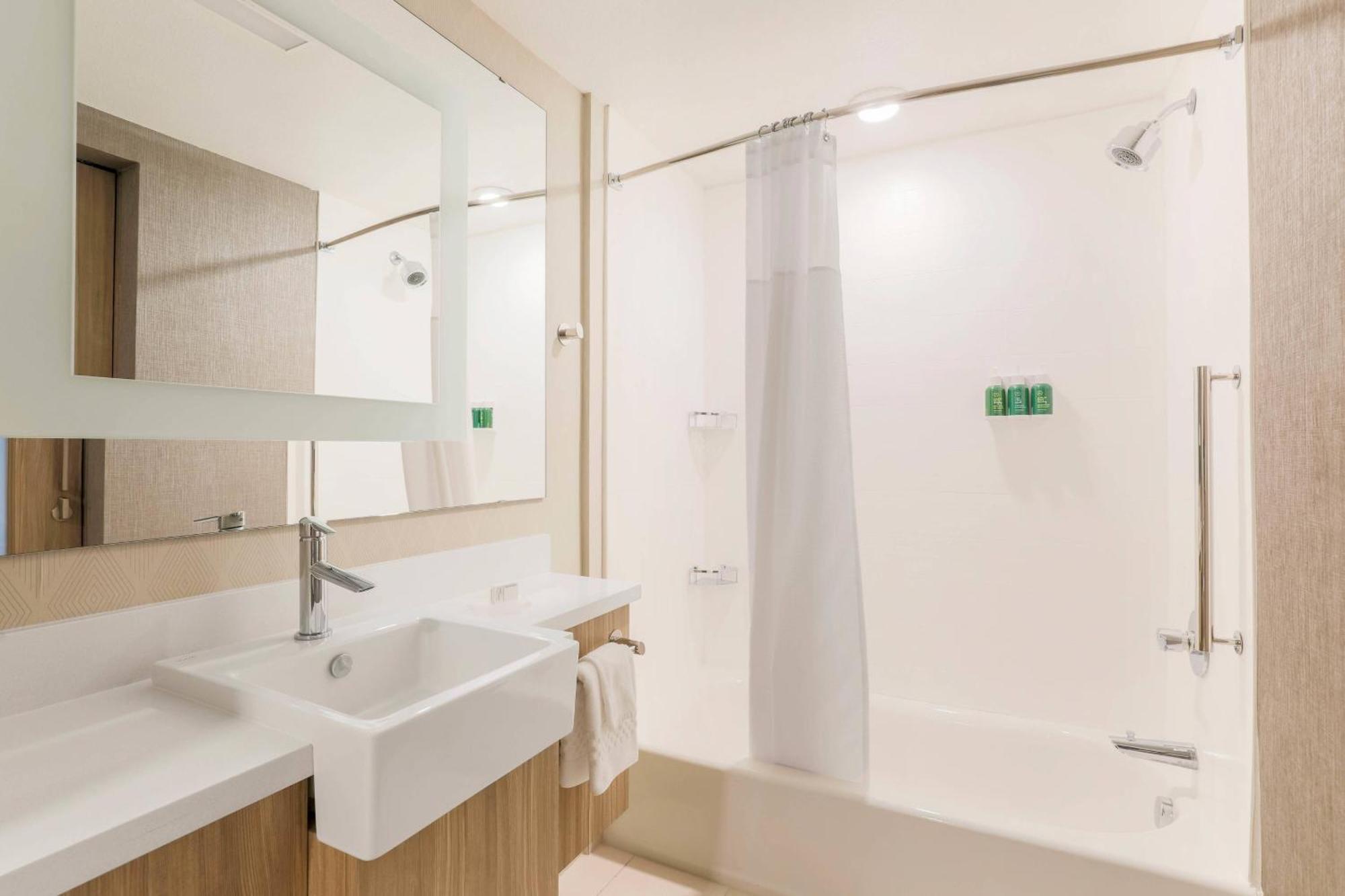 Springhill Suites By Marriott Tallahassee North Exterior photo