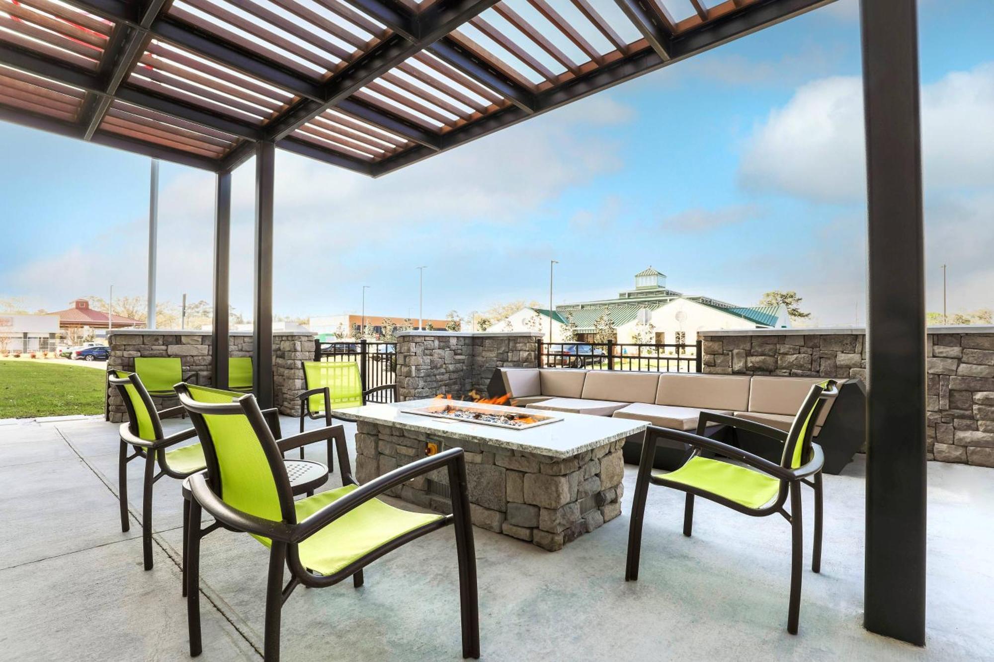 Springhill Suites By Marriott Tallahassee North Exterior photo